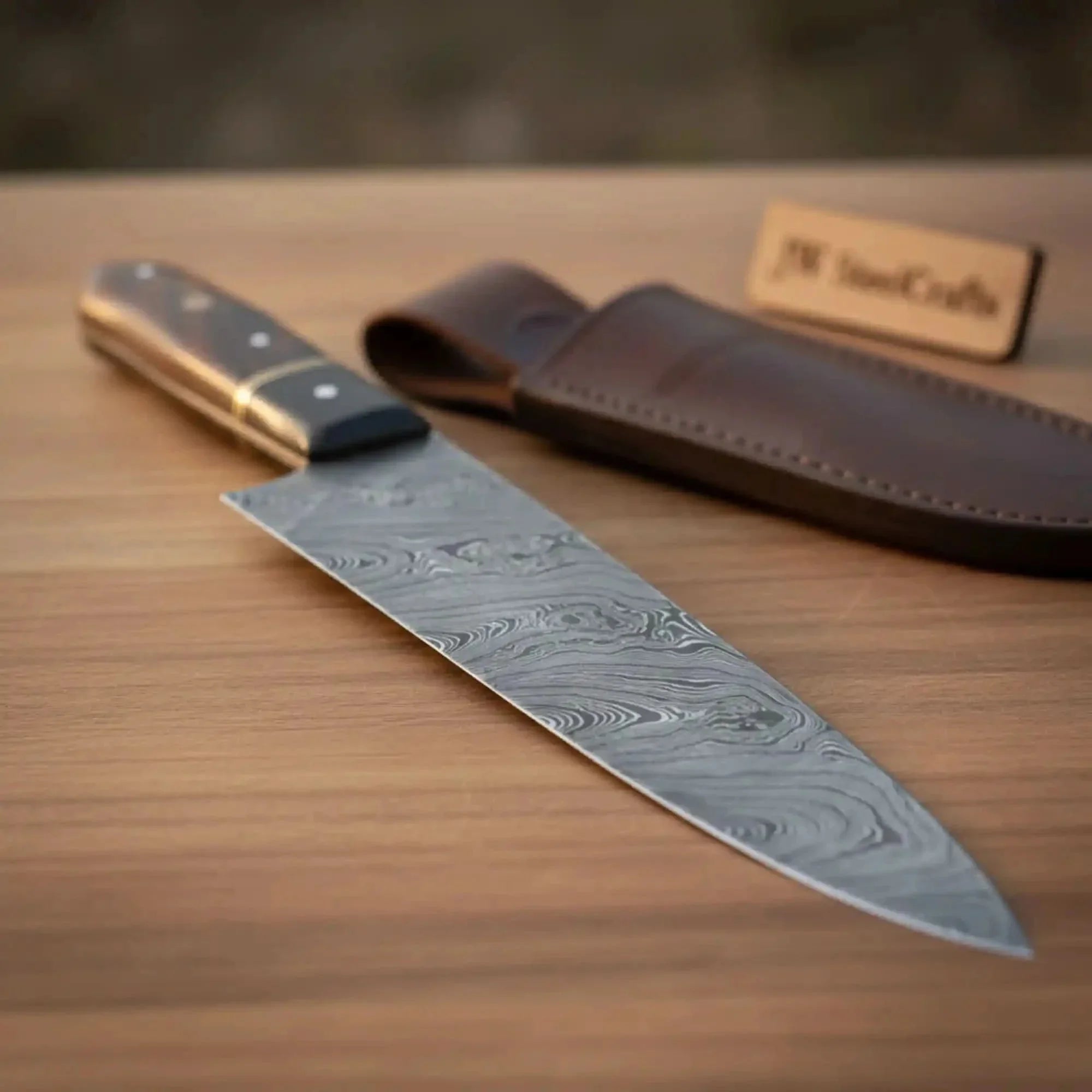 Handmade Damascus Steel Chef Knife - 8-Inch Blade with Leather Sheath & Wooden Handle