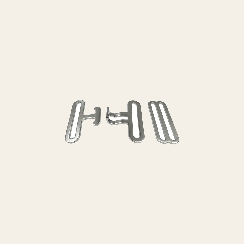 Hilason Western Horse Tack 3 Piece Nickel Plated Surcingle Attachment Set