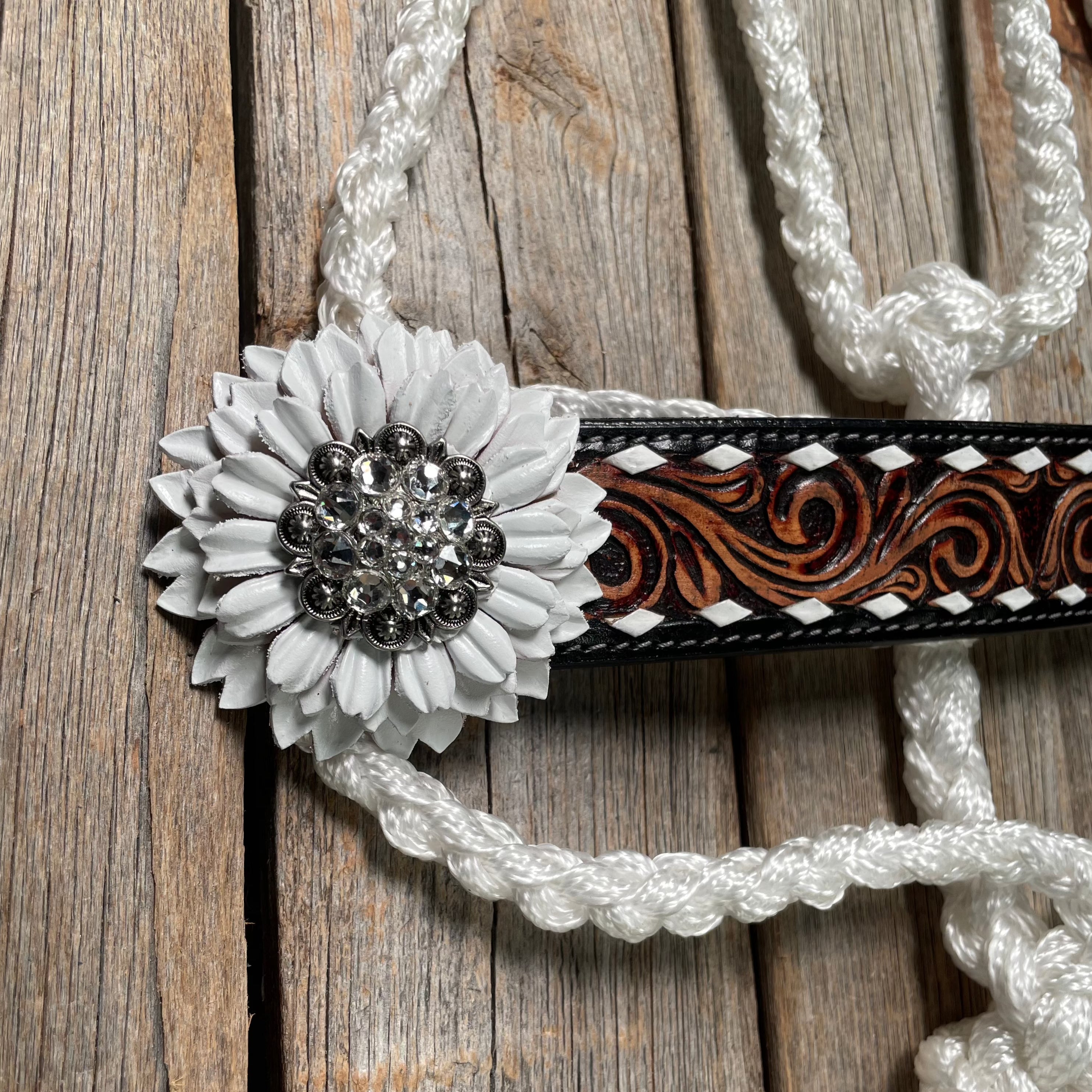 White Mule Tape Halter - White Daisy #MT203 — view 2