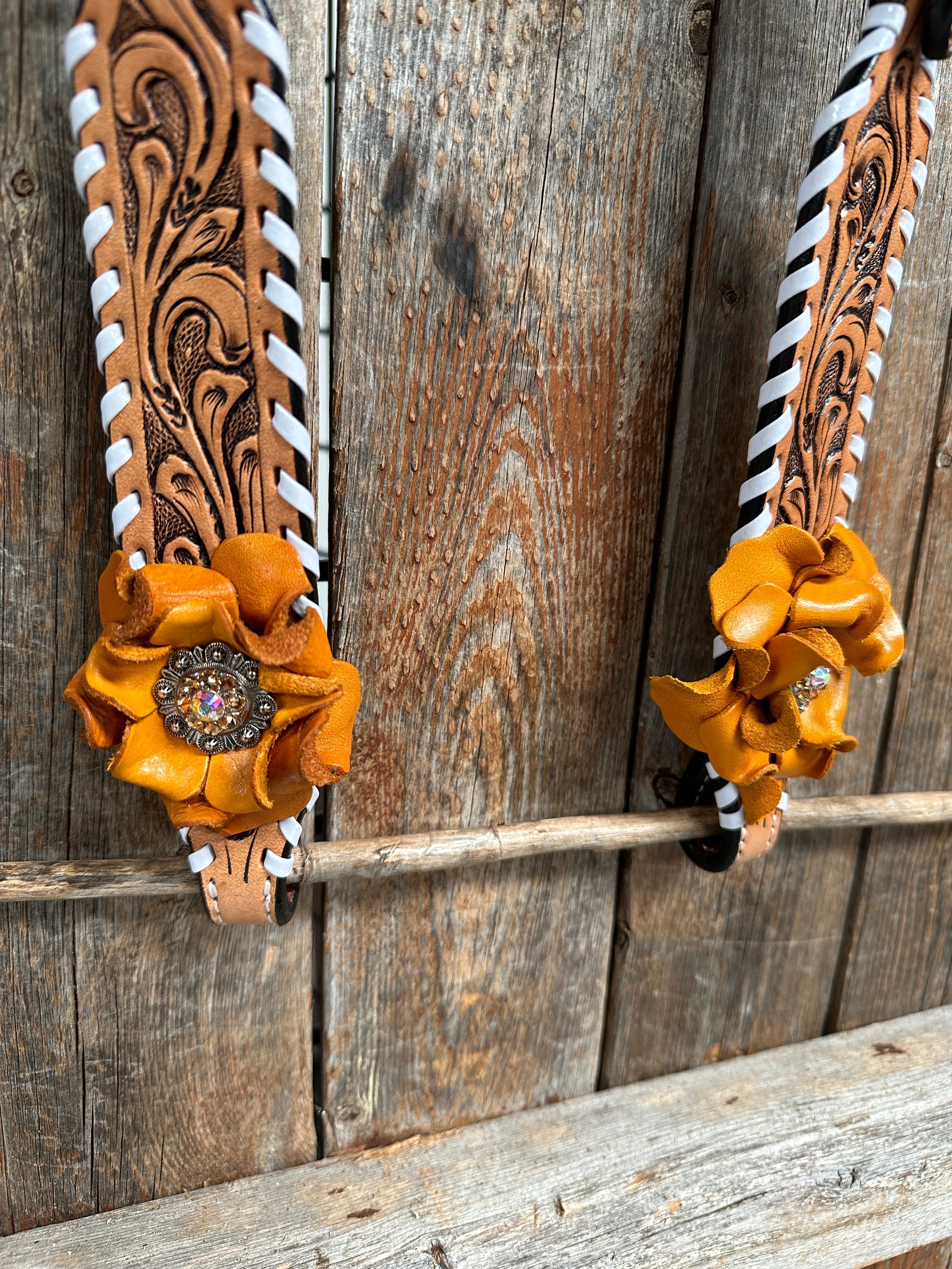 Whip Stitch One Ear Headstall / Bridle - Yellow Roses & European Conchos #OE286 — view 6