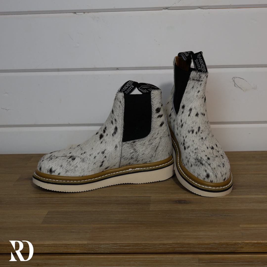 Size 7 (style #177) | Hair On Hide Lechera Boot