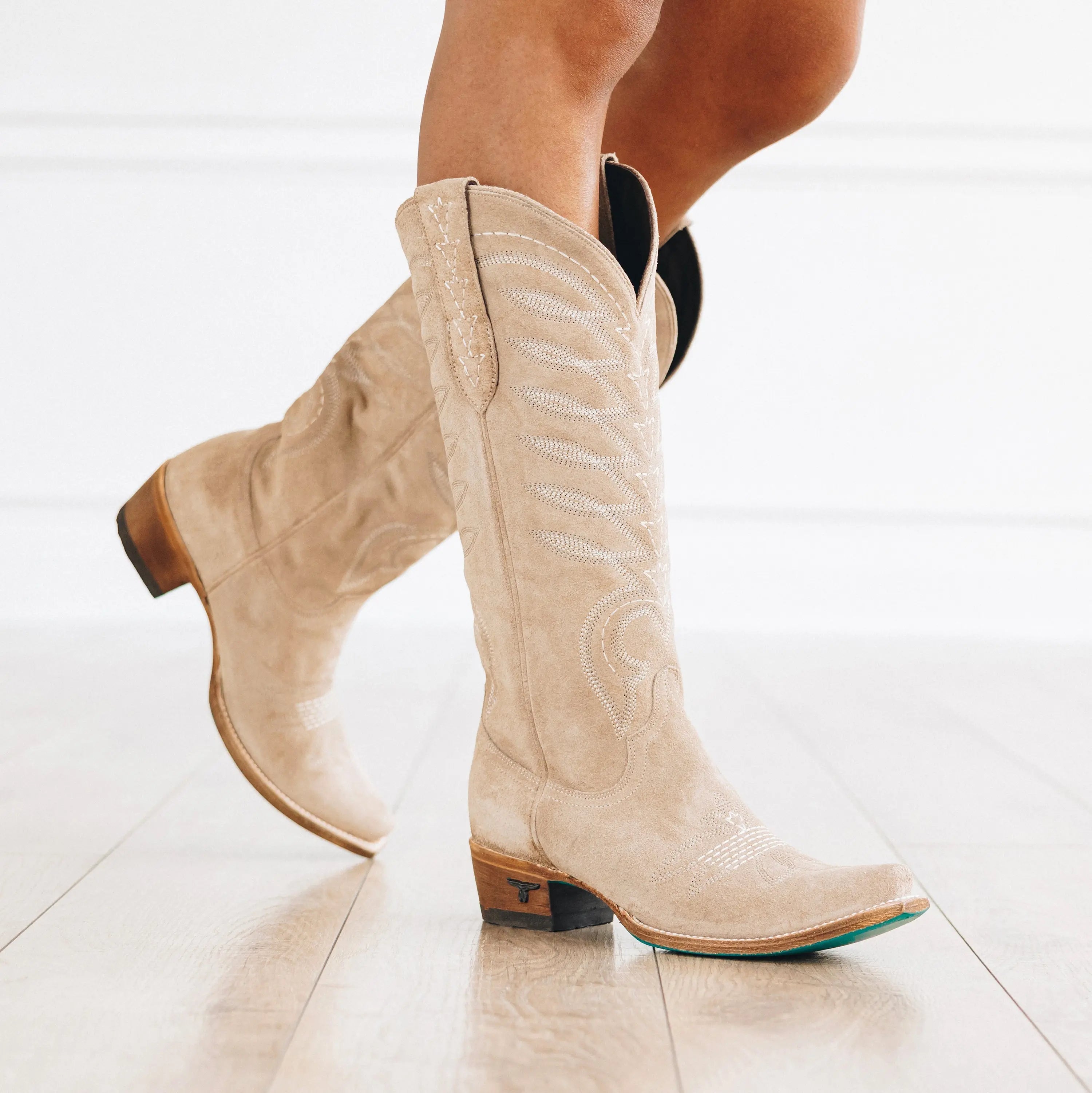 Squash Blossom Boot - Latte Suede