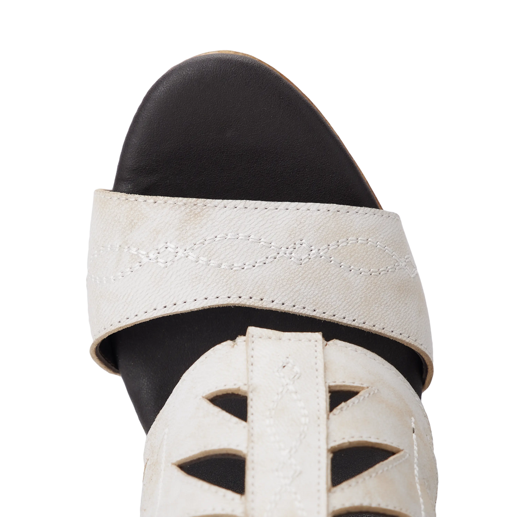 Becca Wedge - Ceramic Crackle