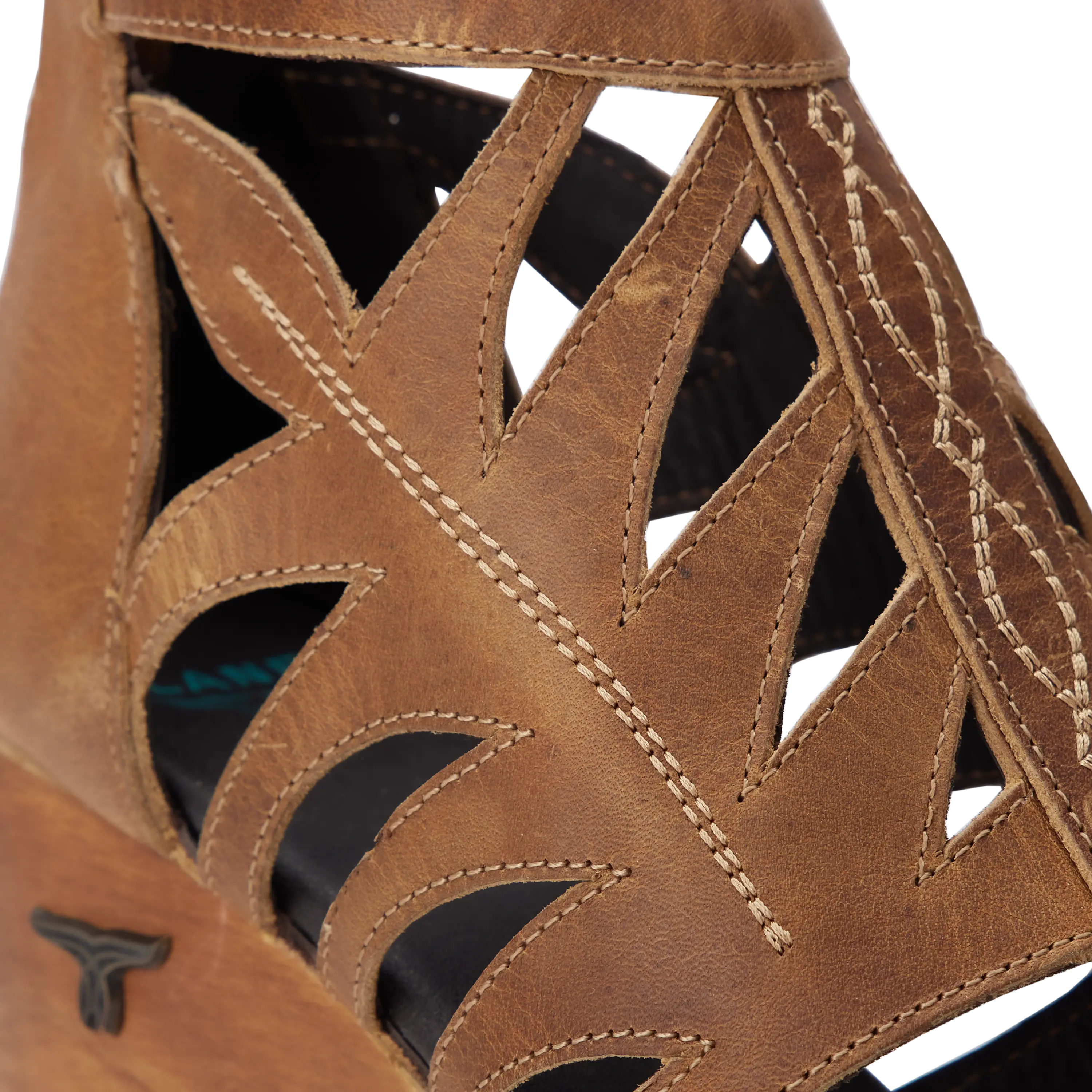 Becca Wedge - Desert Clay