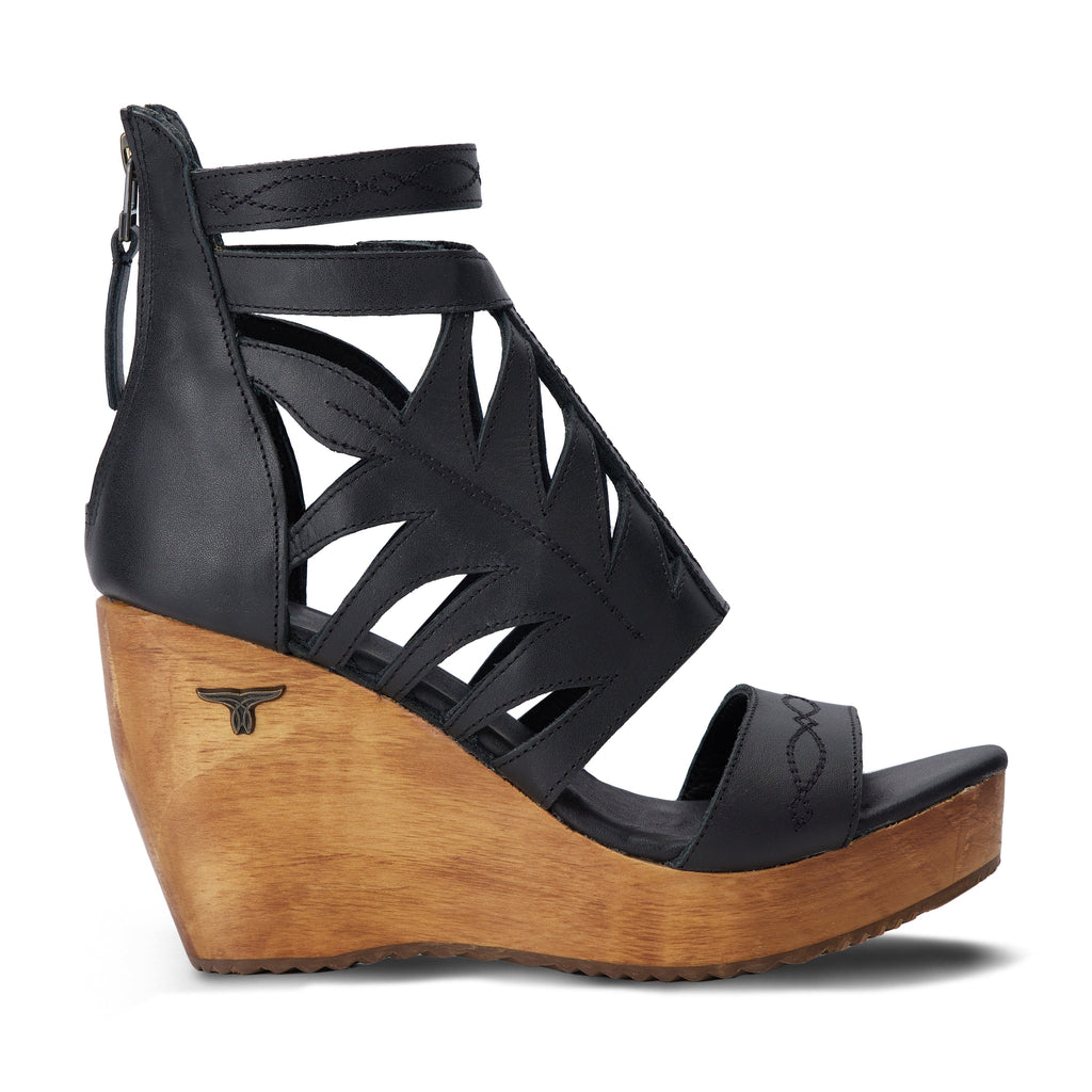 Becca Wedge - Jet Black