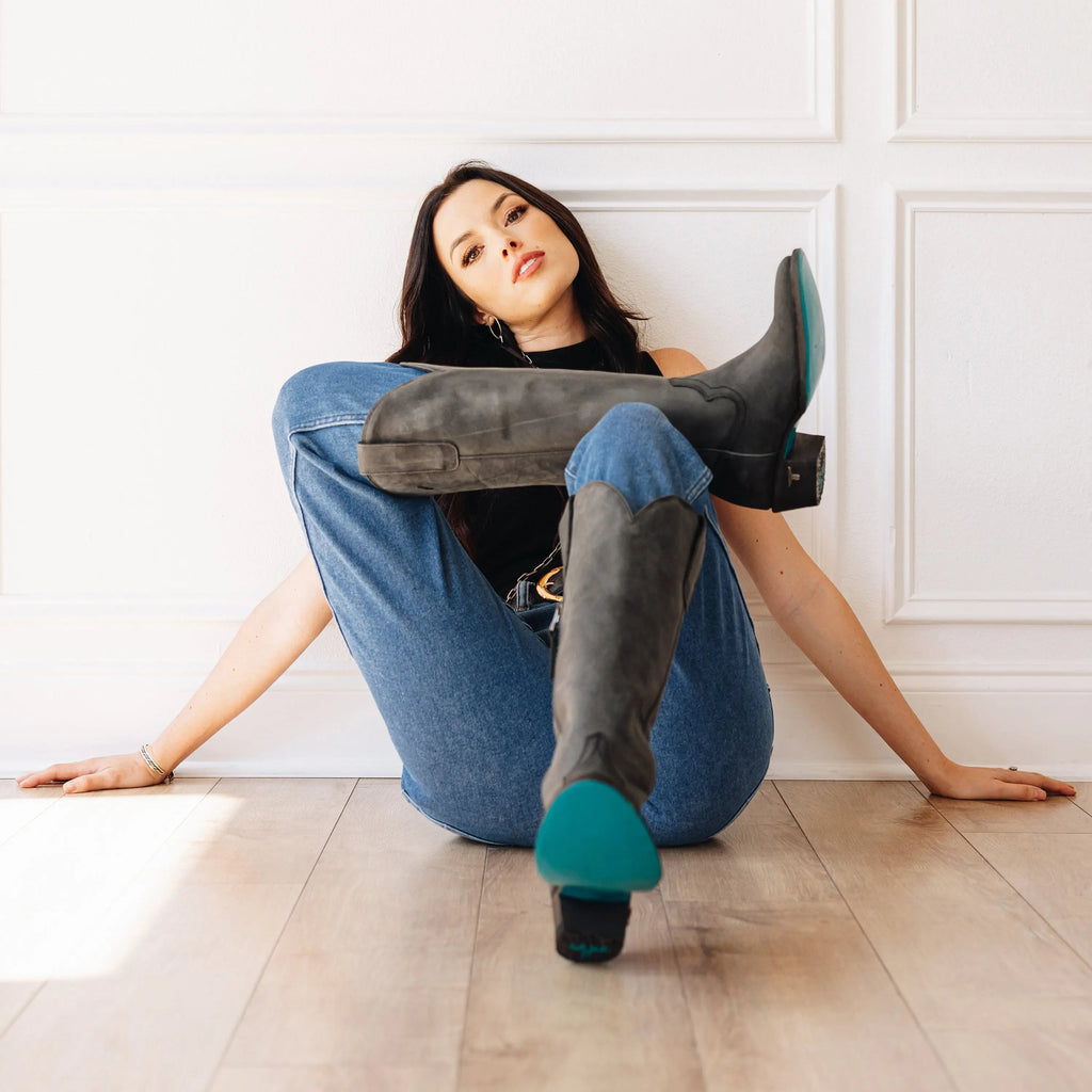 Plain Jane Boot - Matte Black