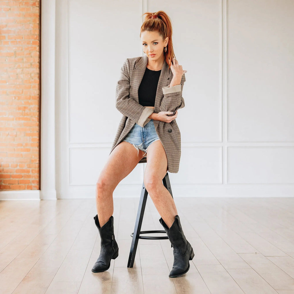 Plain Jane Midi - Matte Black