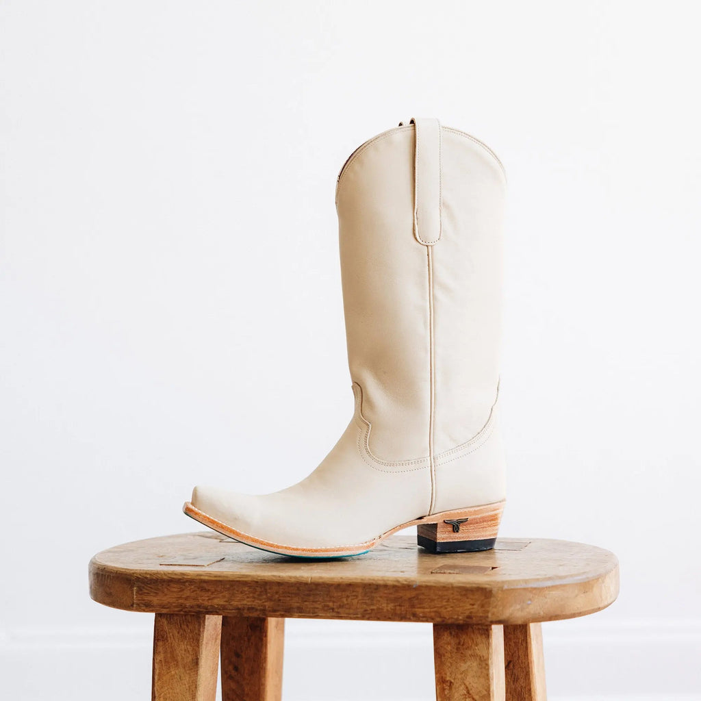 Emma Jane Boot - Pale Ivory