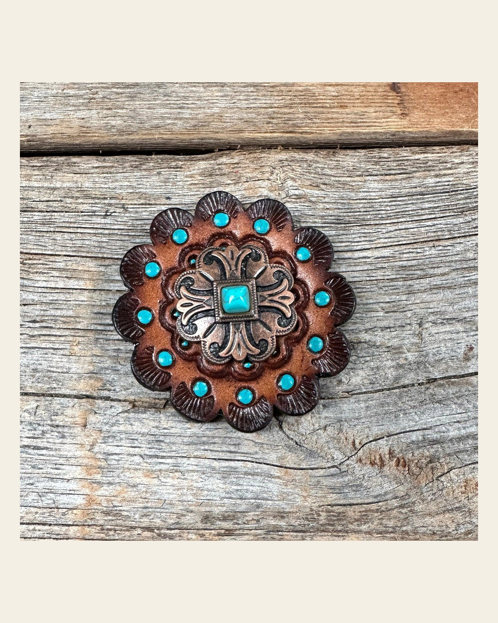 Leather Rosette Dark Oil Edges with Copper Fleur-De-Lis Western Concho R112W141S on a warm cream background