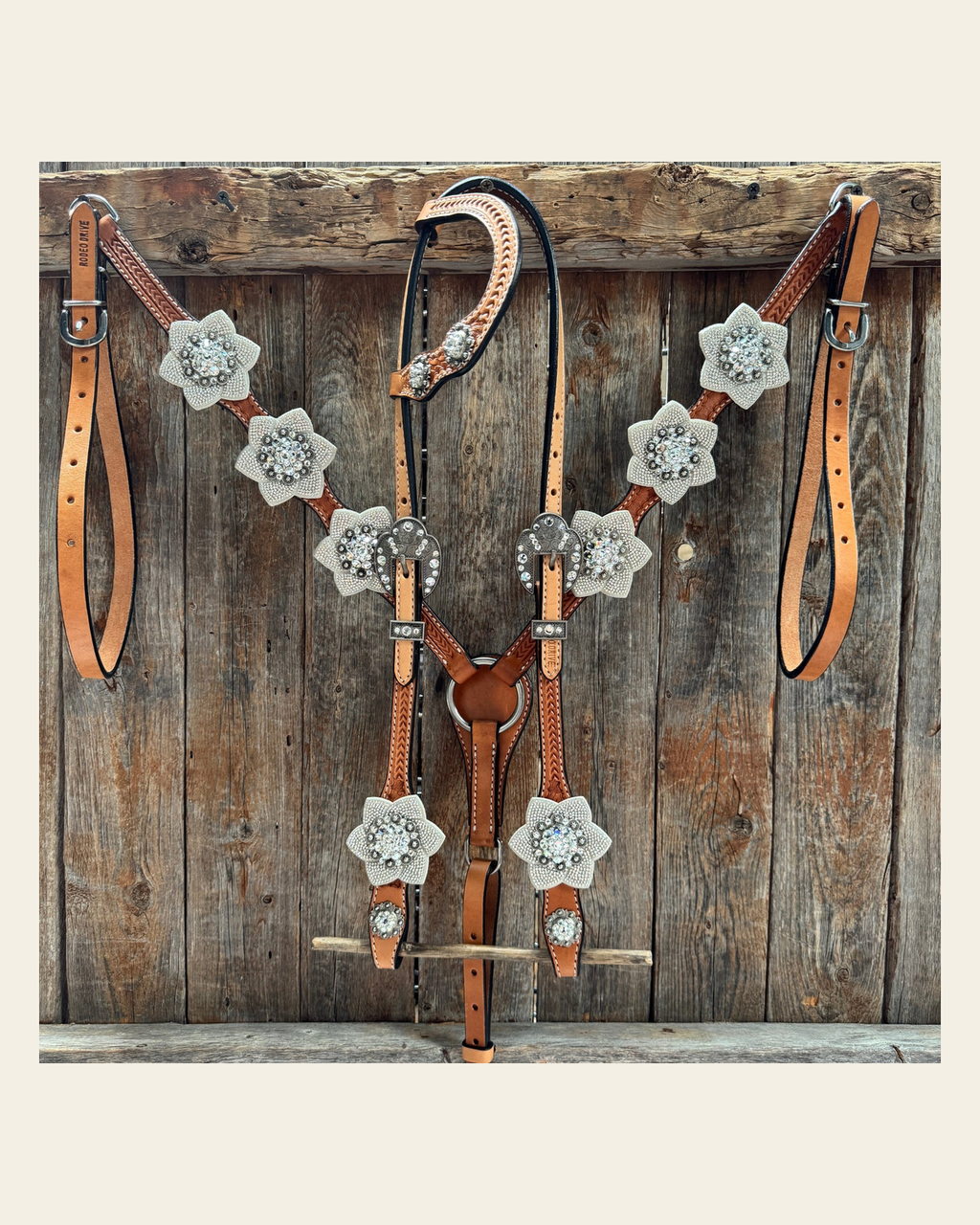 Light Oil Basketweave Clear One Ear Tack Set #OEBC674 on a warm cream background