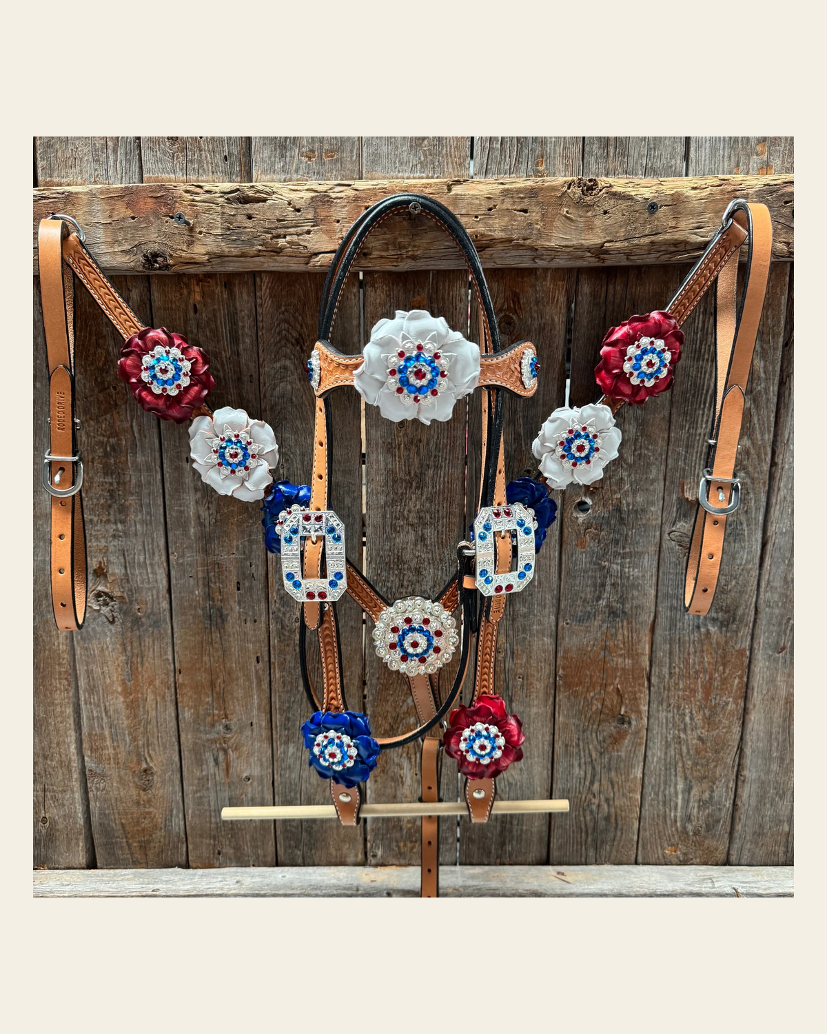 Light Oil Basketweave Patriotic Browband / One Ear Tack Set #BBBC470 on a warm cream background