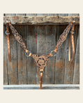 Light Oil Floral Whipstitch Triangle / Gladiator Breastcollar #56280 on a warm cream background