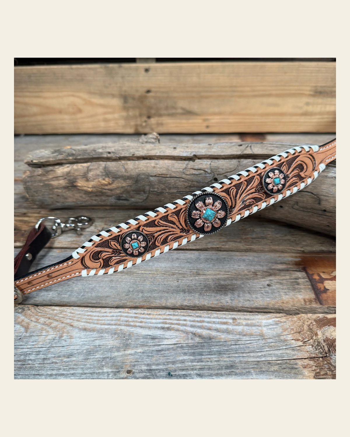 Light Oil Whipstitch Wither Strap #WS120 on a warm cream background