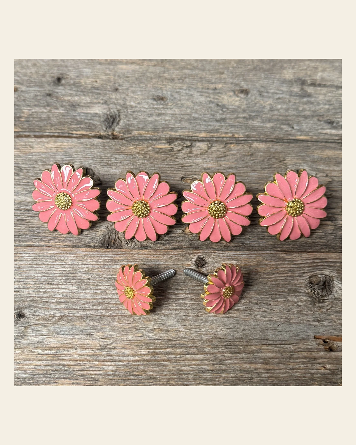 Pink Flower Saddle Set SSW228 on a warm cream background