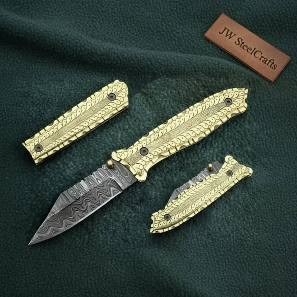 Handmade Damascus Steel Folding Knife with Olive Wood Handle – Brass Liner Pocket Knife