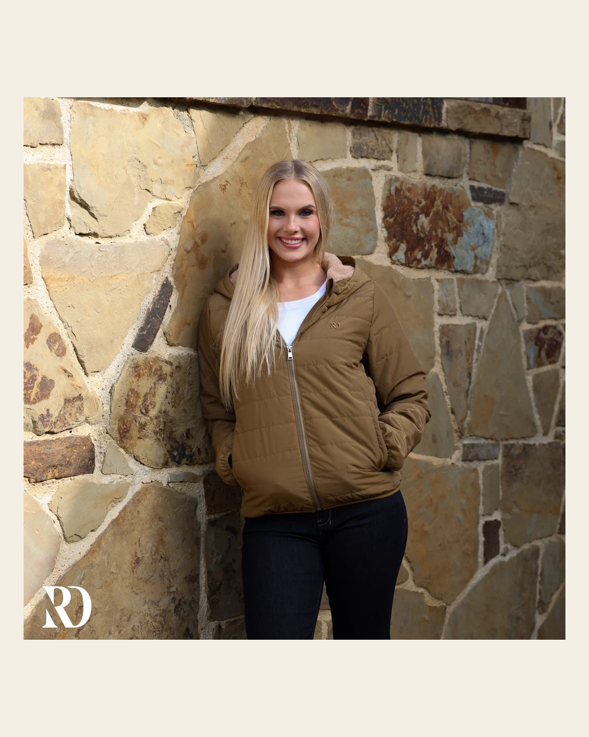 Rd Cloudline Fleece Jacket - Tan on a warm cream background