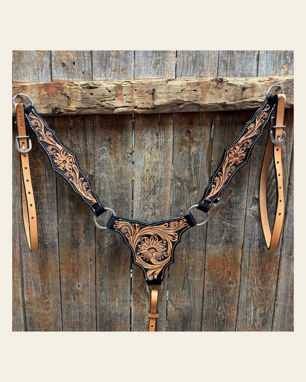 Two Tone Floral Triangle / Gladiator Breastcollar #56279 on a warm cream background
