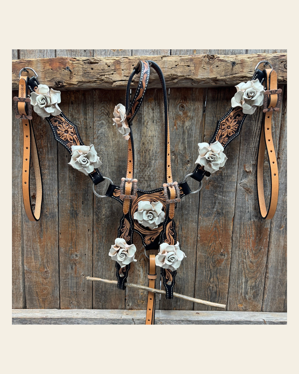 Two Tone Floral Triangle White Rose One Ear / Gladiator Breastcollar Tack Set #OEBC534 on a warm cream background