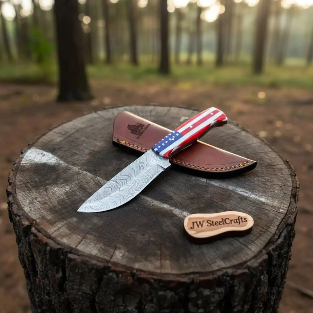 Damascus Steel USA Flag Outdoor Knife — Wave Pattern Blade, American Flag Resin Handle